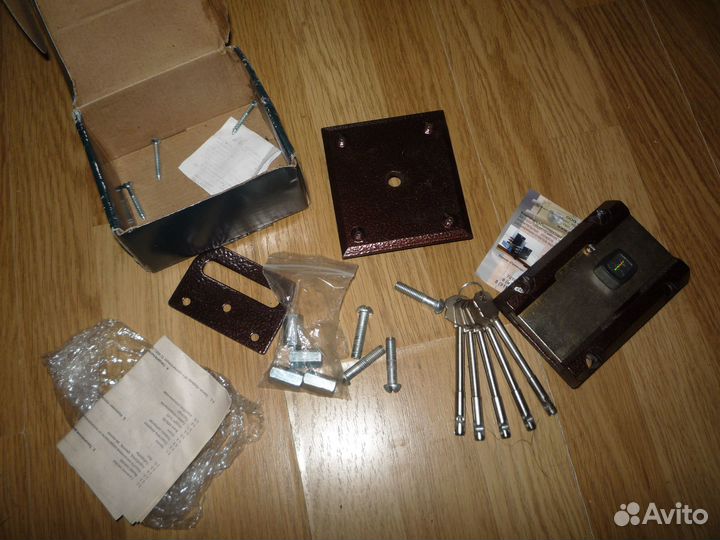 Замки Барьер 3Р бу пол-года