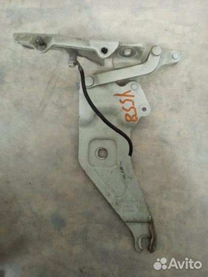 Петля капота передняя правая Bmw Х6 Е71