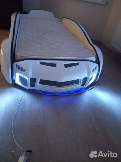 Детская кровать машина для мальчика