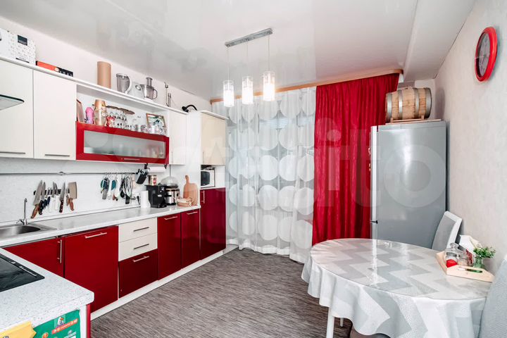 2-к. квартира, 65,1 м², 1/12 эт.