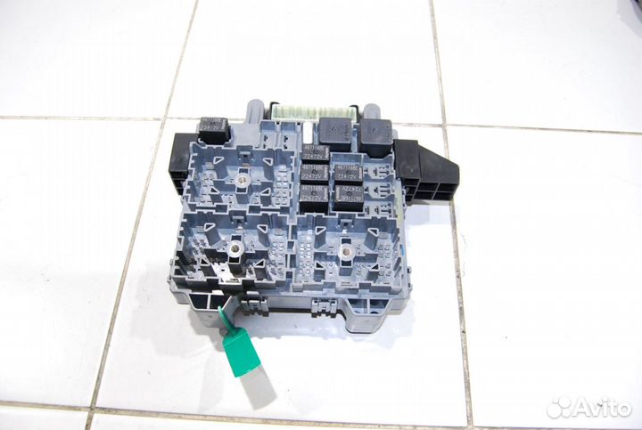 Блок предохранителей Jeep Liberty KJ 3.7 EKG