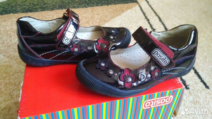 Туфли для девочки новые