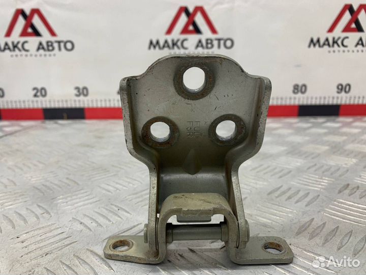 Б/У петля двери передний правый Daewoo Matiz klya