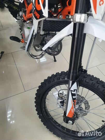 Питбайк kayo basic TT140ем 17/14 KRZ
