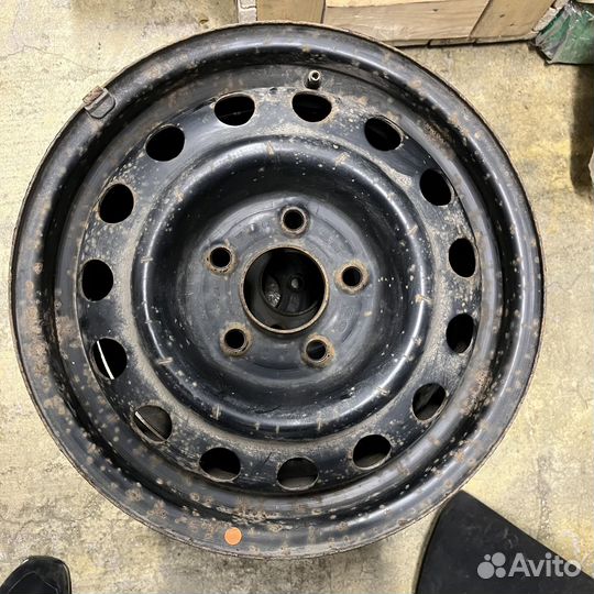 Штампованные диски r15 5x114.3 (комплект)