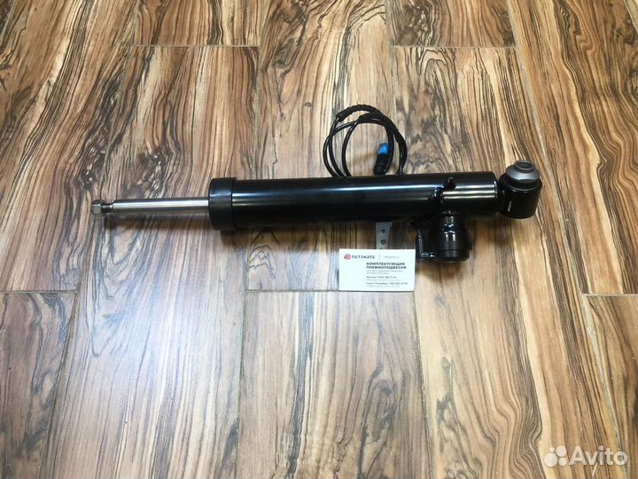 Задний амортизатор левый BMW f16 vdc