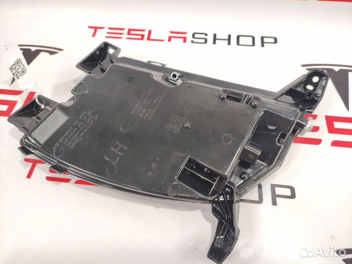 Фара противотуманная левая Tesla Model S рест