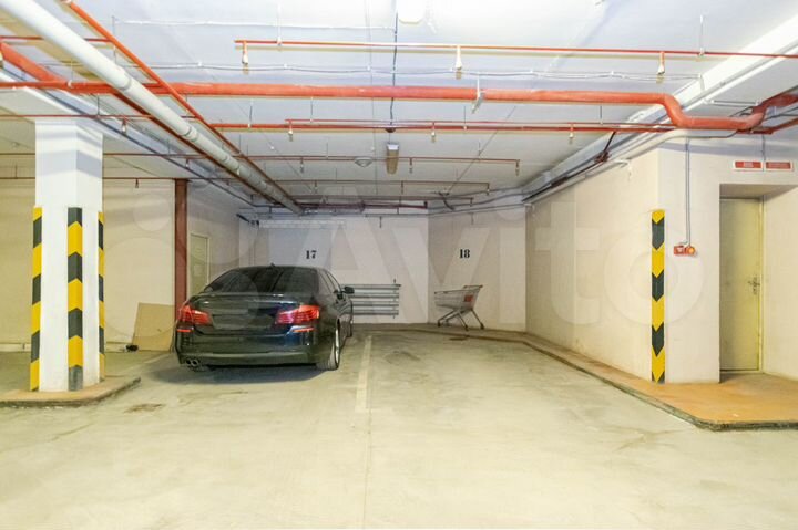 Машиноместо, 16 м²