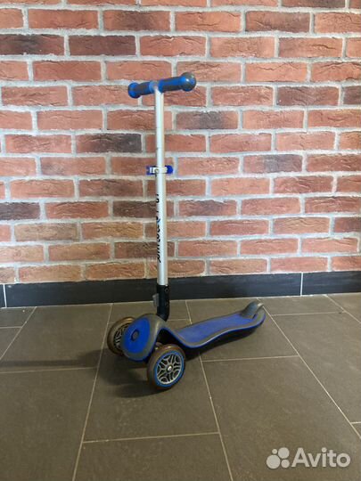 Самокат трехколесный globber