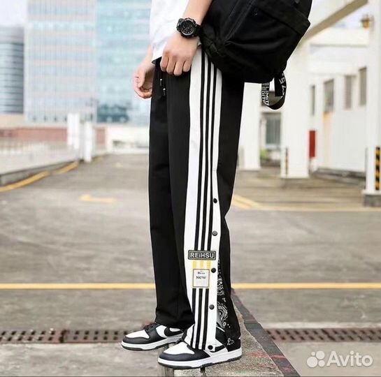 Спортивные штаны adidas