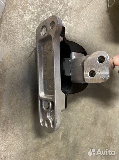 Усиленная подушка двигателя, опора Vesta веста