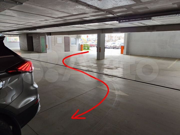 Машиноместо, 13 м²