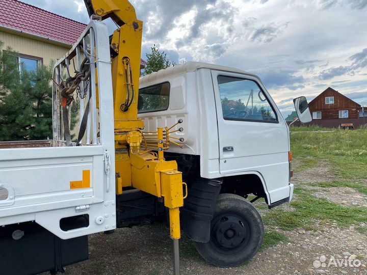 Isuzu Elf с КМУ, 1989