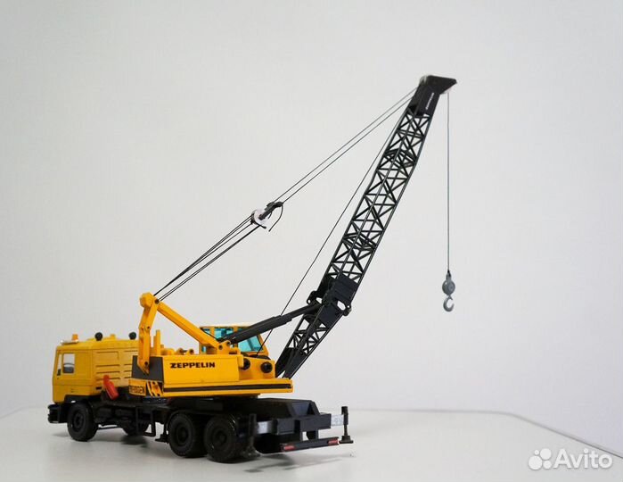 1/50 кран MAN Sennebogen 6x4 1:50 раритет