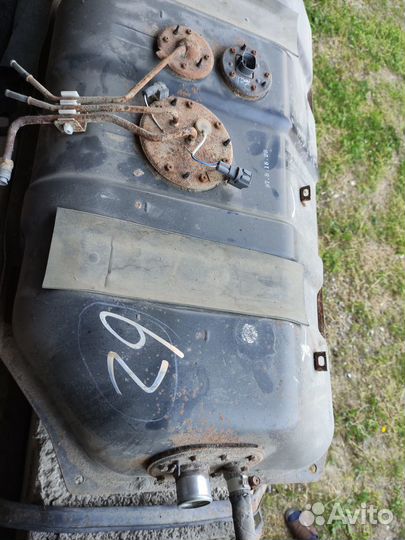 Основной топливный бак Toyota Land Cruiser Prado