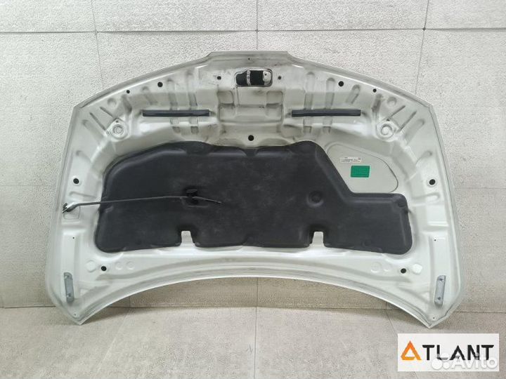 Капот nissan tiida