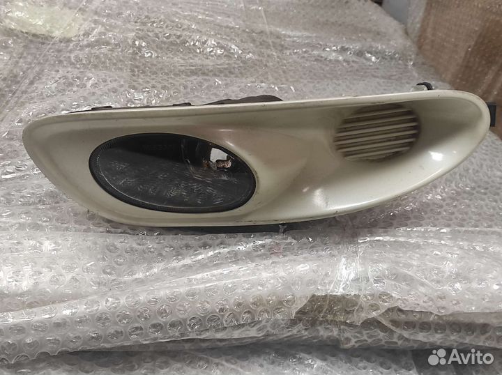 Фара противотуманная nissan cefiro 98-03
