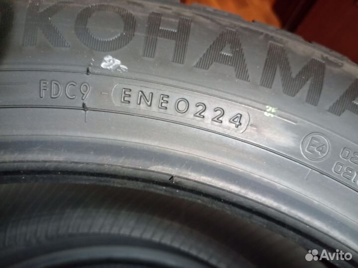 Yokohama Ice Guard IG60 215/55 R18 99Q