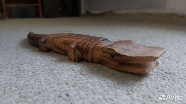 Деревянные игрушки сувениры из Египта