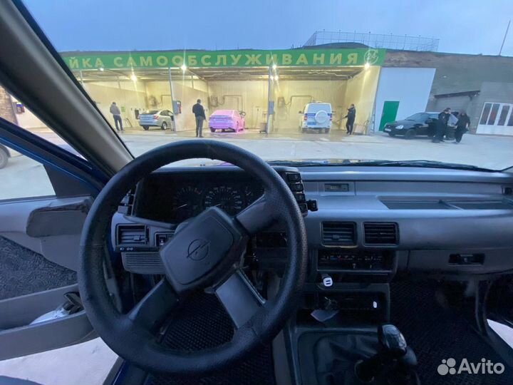 Руль Opel frotera a