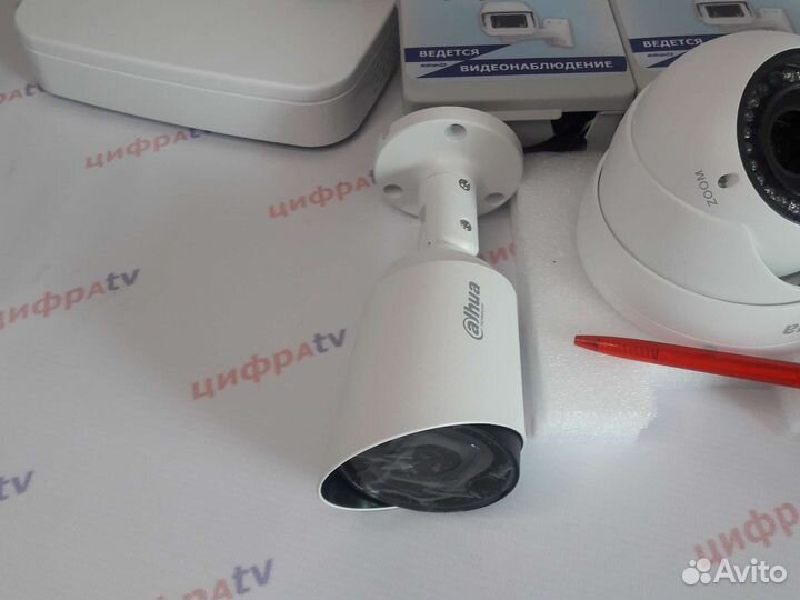 8 камер. Видеонаблюдения 4Мп регистратор Dahua