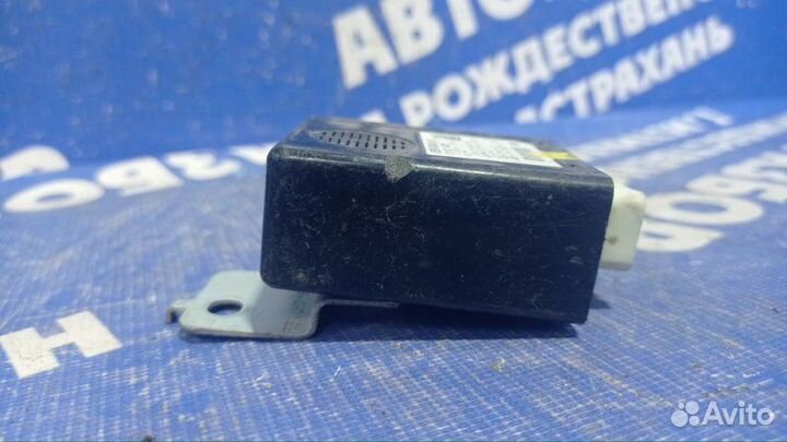 Реле поворотов Hyundai Solaris 1 седан G4FC 2012