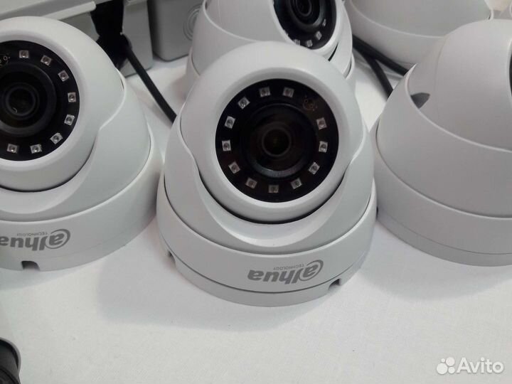 Комплект видеонаблюдения 4Мп Dahua 8 камер