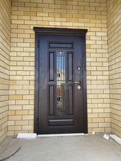 Дом 300 м² на участке 5,7 сот.