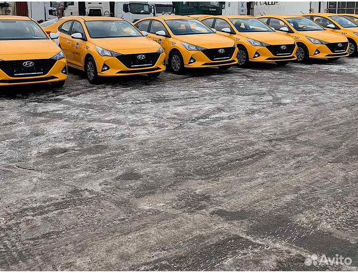 Требуется водитель-женщина без опыта