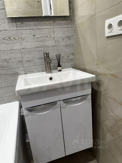 1-к. квартира, 35 м², 4/10 эт.