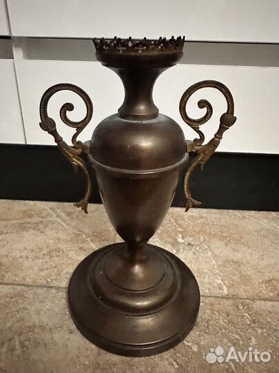 Подсвечники