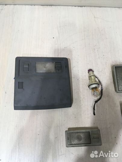 Плафон подсветки салона Ауди 80 B4