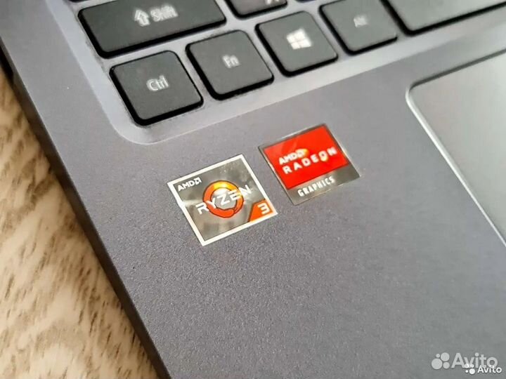 Идеал супер мощный Ryzen-3 8Gb DDR4 FullHd SSD 256