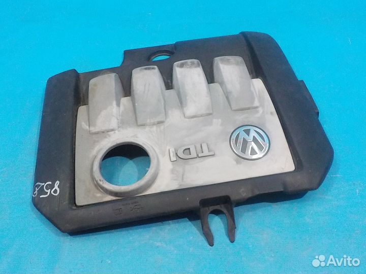 Декоративная крышка двигателя volkswagen Jetta 5 2