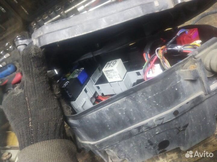 Корпус блока предохранителей Porsche Cayenne 957