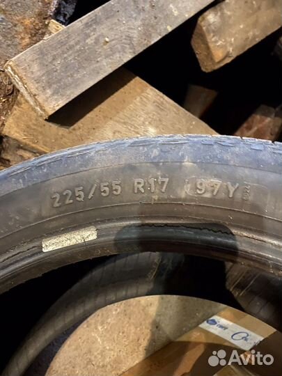 Pirelli Carrier 225/55 R17