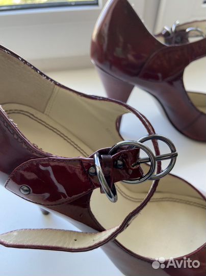 Туфли женские новые 38 размер