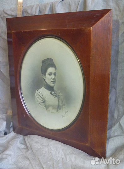 Старинная рама и фотография 65х55 см