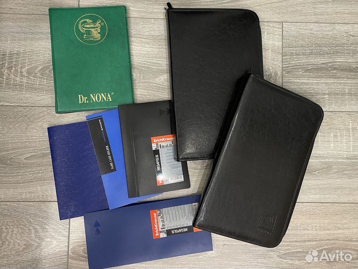 Визитницы и папки