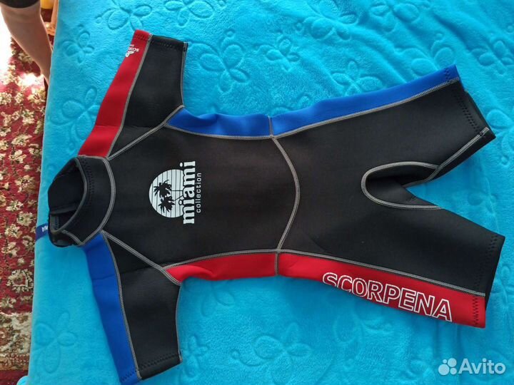 Гидрокостюм детский идеальное состояние