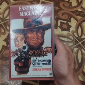 Видеокассета VHS, Two Mules For Sister Sara