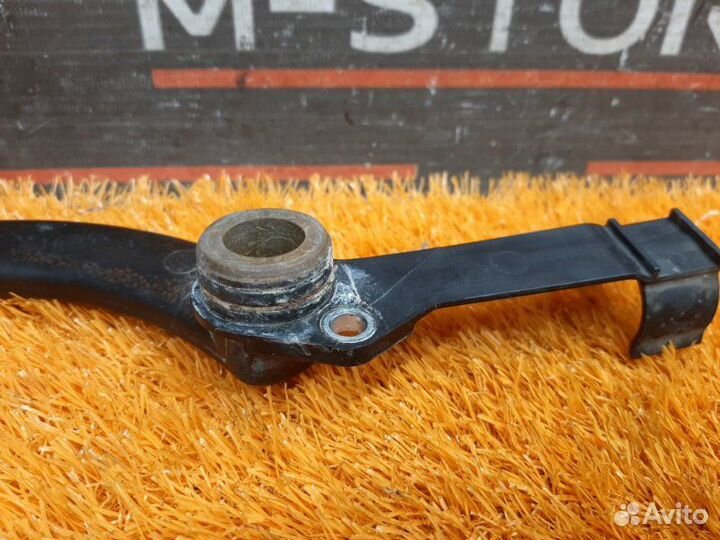 Патрубок системы охлаждения Mercedes-Benz E-Class