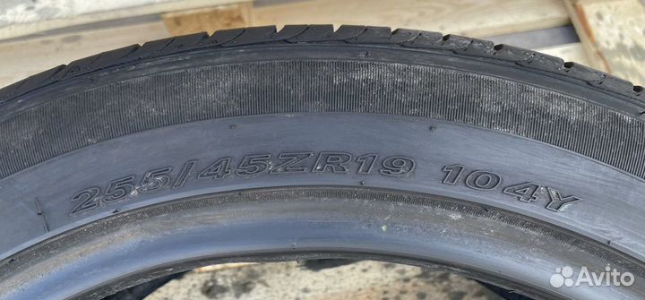 Nexen N'Fera SU1 255/45 R19