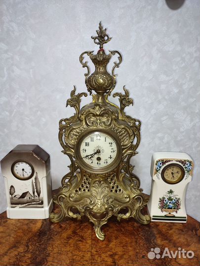 Бронзовые каминные часы Франция