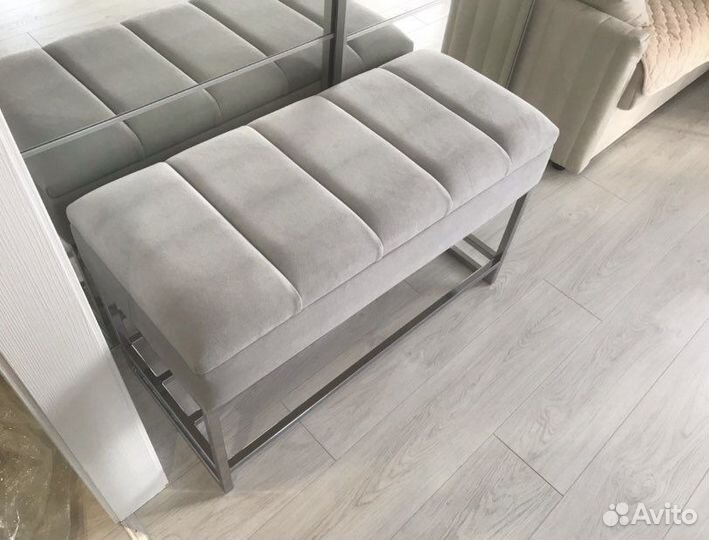 Банкетка в прихожую 