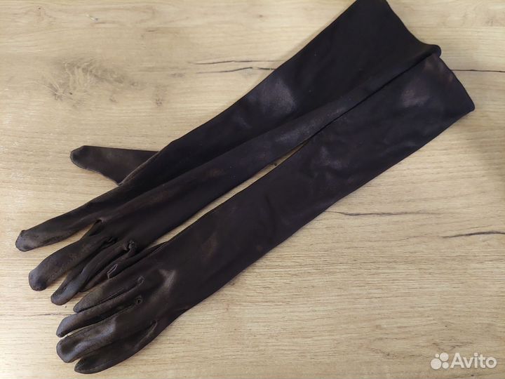 Перчатки женские высокие атласные