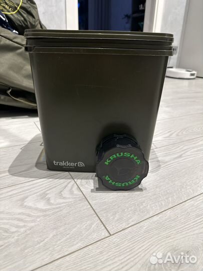 Круша и чаша для рыбной прикормки