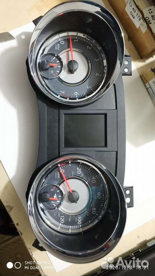 Приборка Chrysler town and country. Dodge grand ca