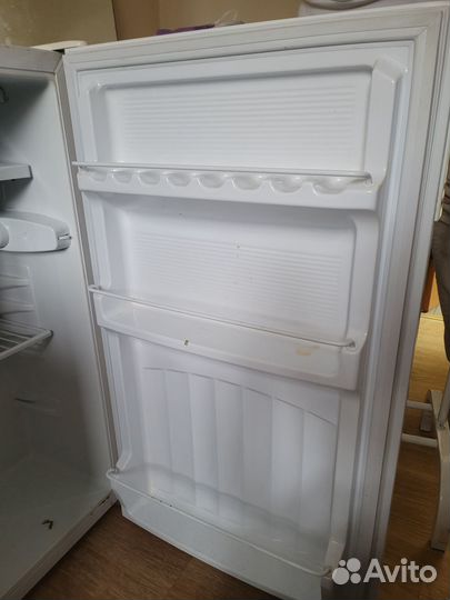 Холодильник бу маленький
