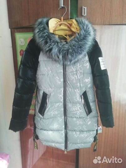 Пуховик на девочку